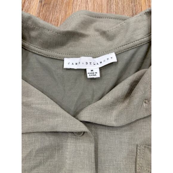 Jane + Delancey Button Down Shirt Green Button Sleeves Size M - Picture 2 of 8